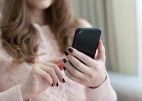 その情報大丈夫？審美歯科治療の正しい情報の探し方